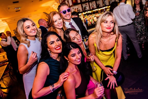 Read more about the article Event Planning Made Easy – 10 Essential Tips with Photo Booths